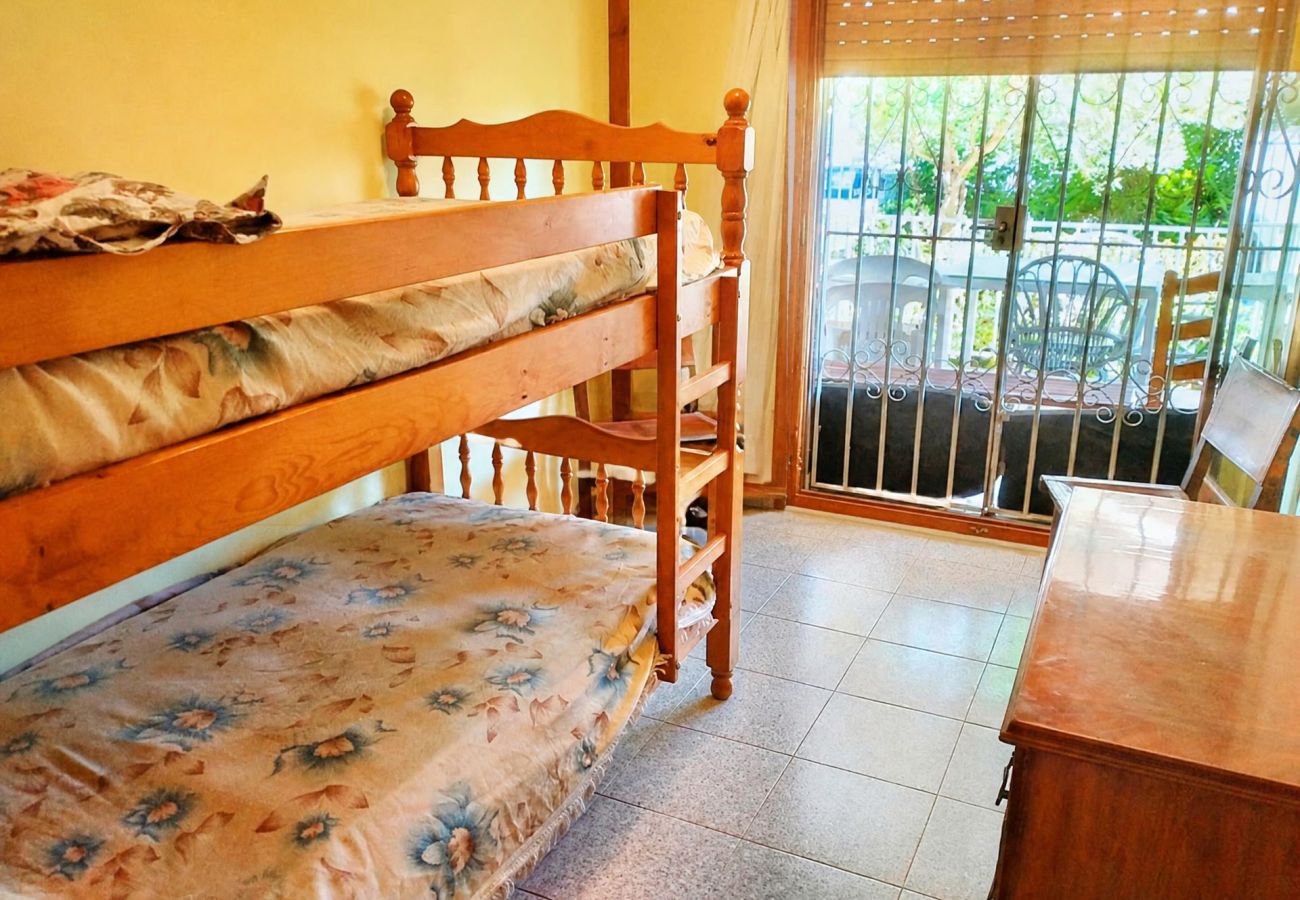 Ferienhaus in Mont-Roig del Camp - 