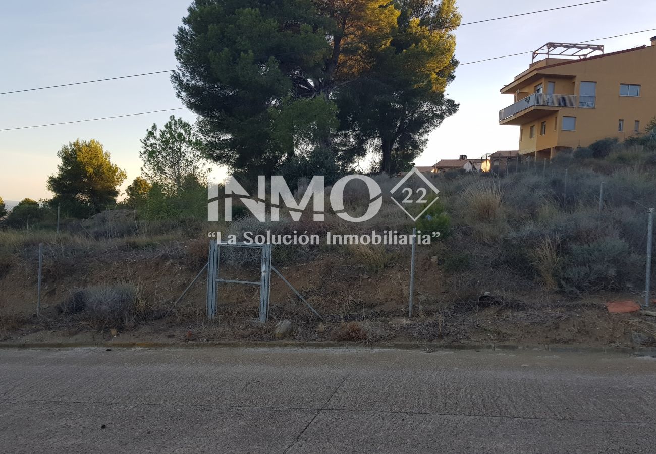 Plot in Ruidecanyes - 