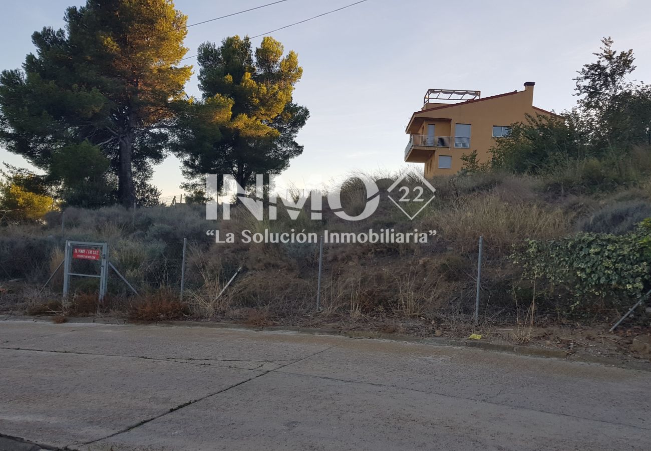 Plot in Ruidecanyes - 