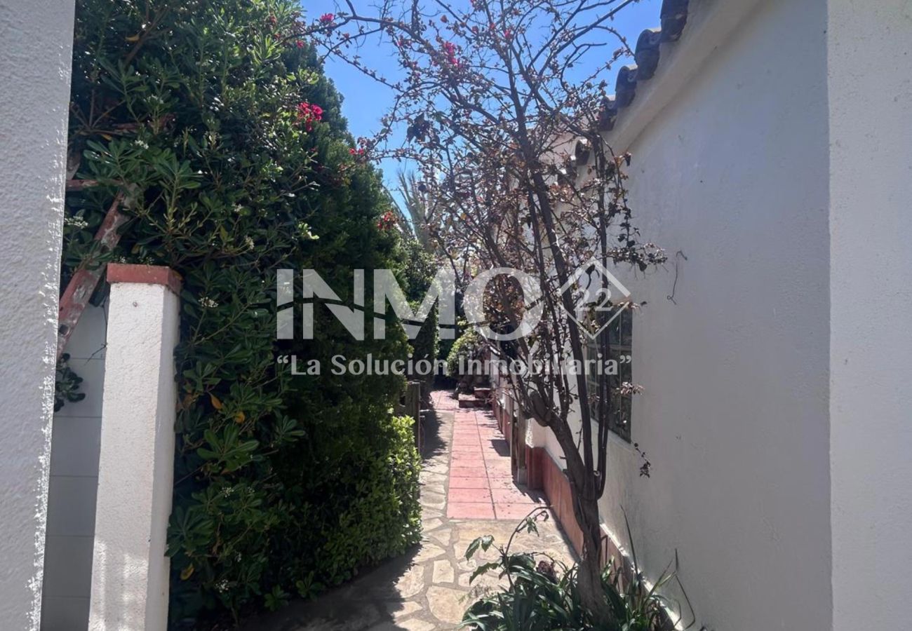 Huis in Mont-roig Bahia - 