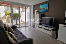 Apartment in Cambrils - 322