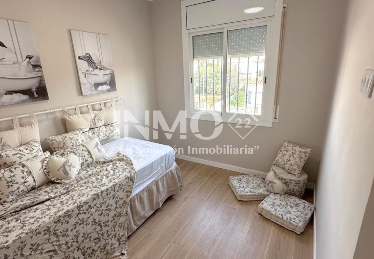 Apartment in Cambrils - 