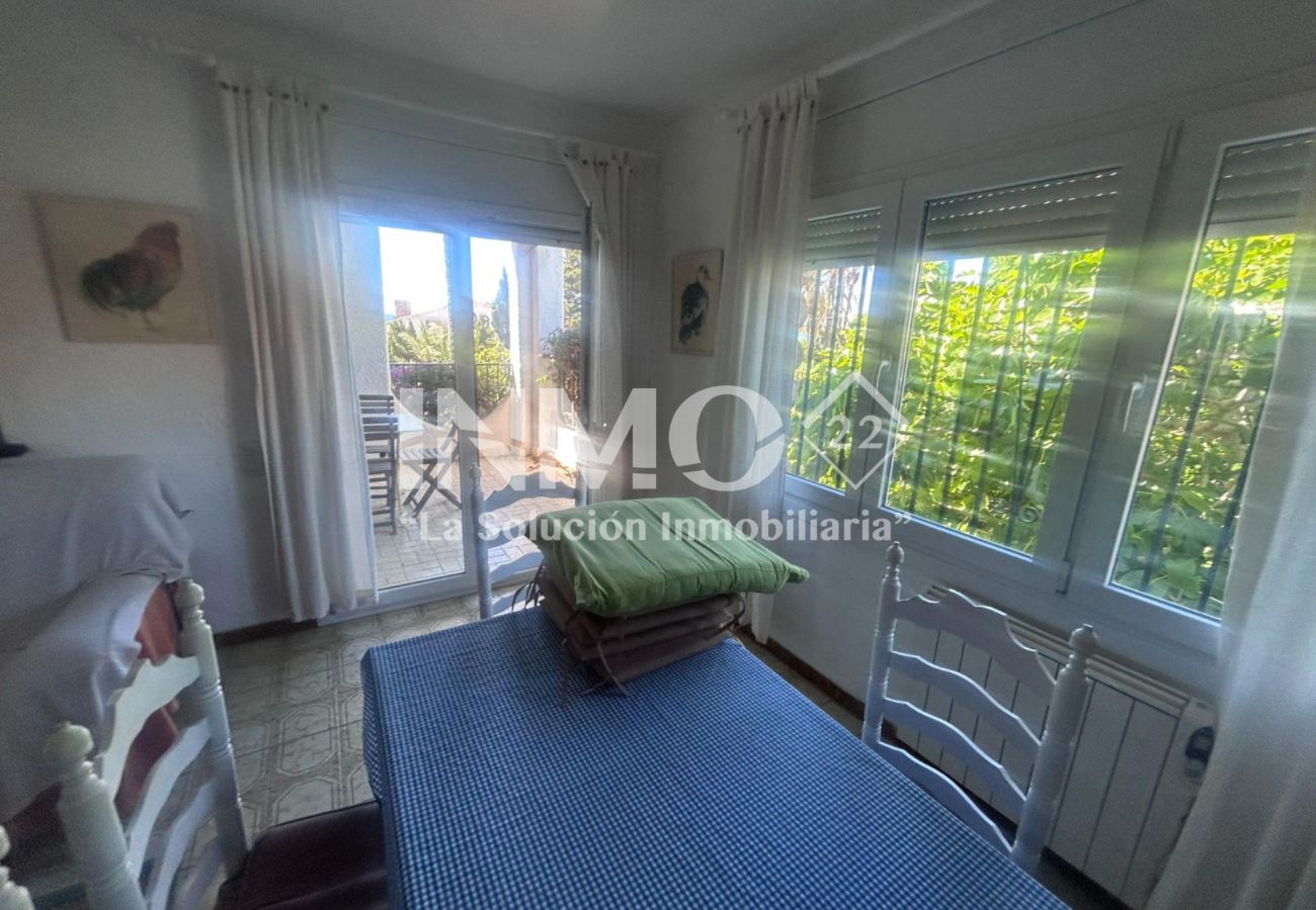 Apartment in Mont-roig Bahia - 