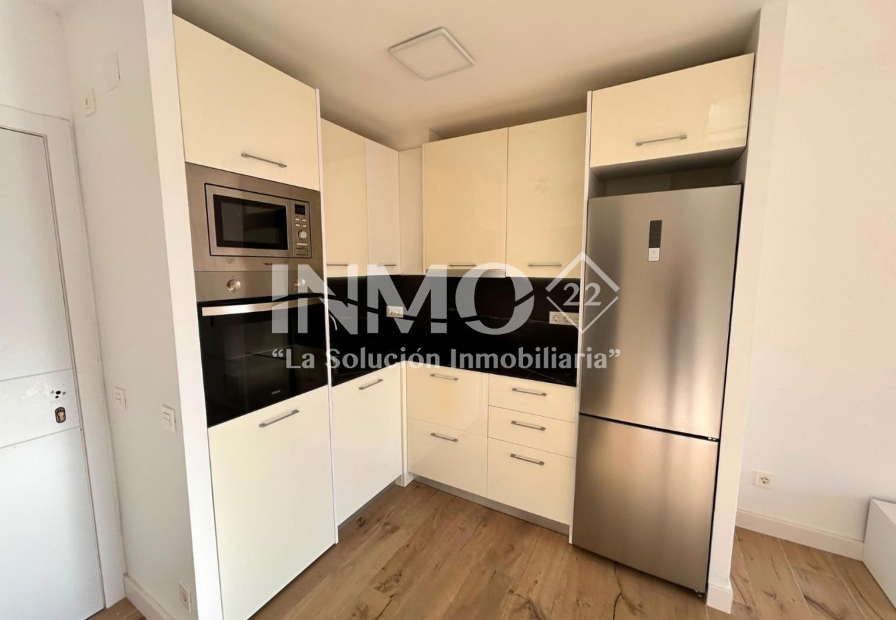 Apartment in Vinyols - 