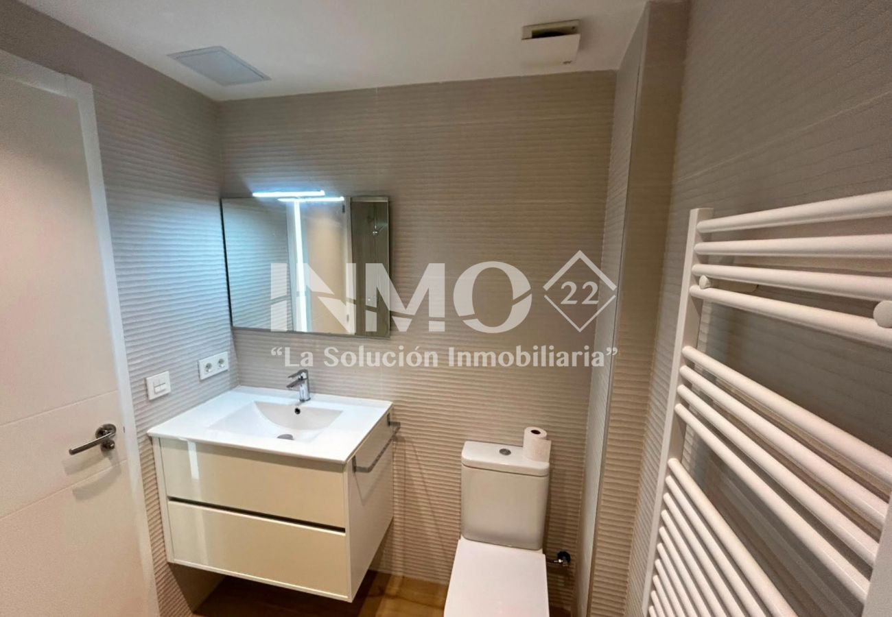 Apartment in Vinyols - 