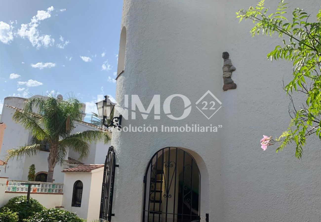 Maison à Mont-roig Bahia - 