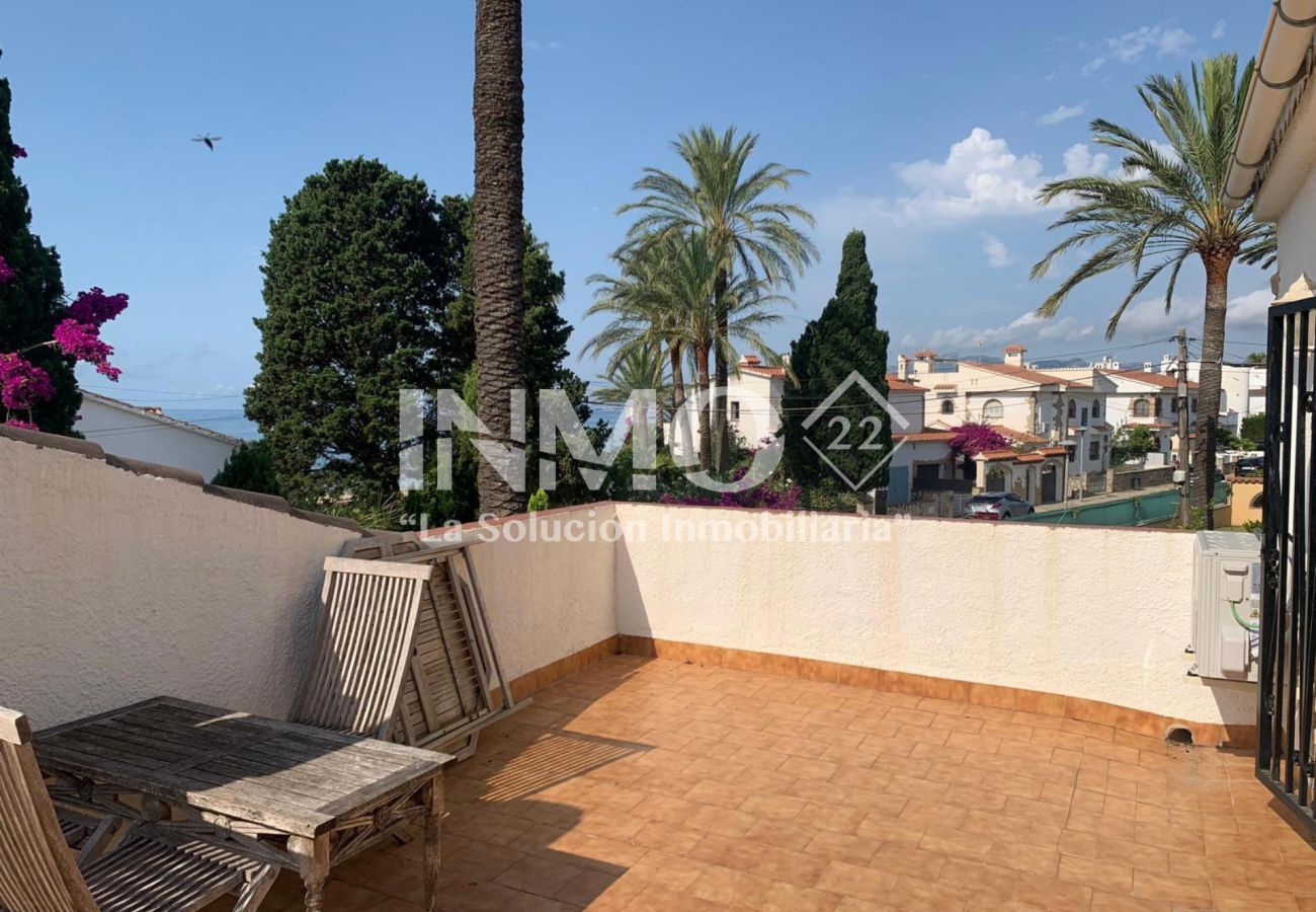 Дом на Mont-roig Bahia - 