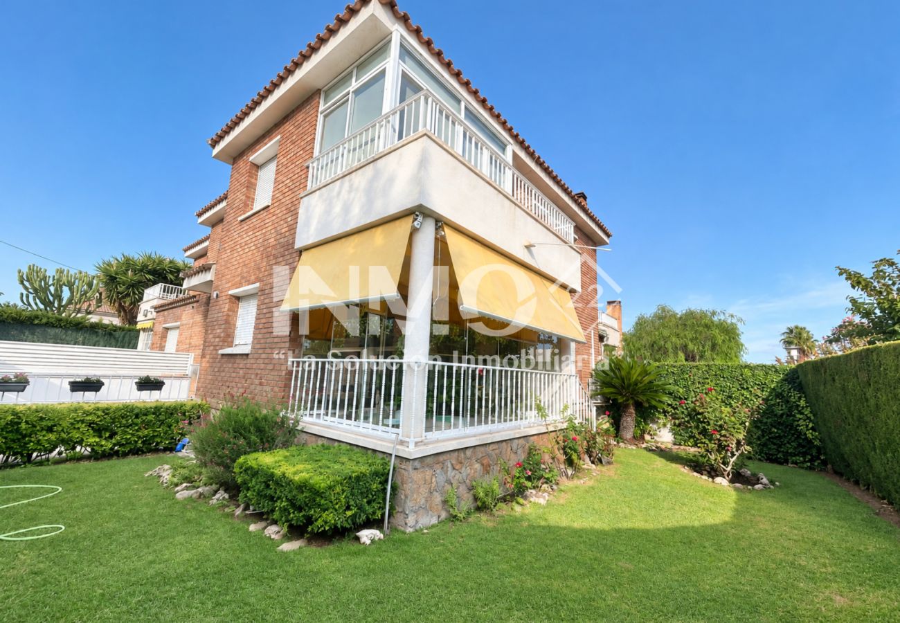 Дом на Cambrils - 